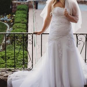 Beautiful wedding dress